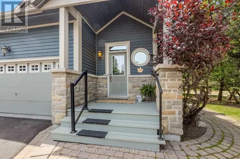 45 Turtle Point Private Ottawa ON K2K 3P1