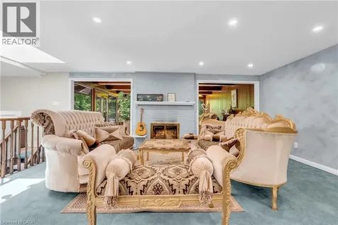1356 Oak Lane Mississauga ON L5H 2X7
