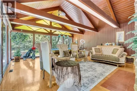 1356 Oak Lane Mississauga ON L5H 2X7