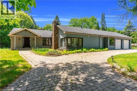 1356 Oak Lane Mississauga ON L5H 2X7
