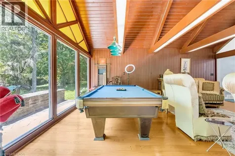 1356 Oak Lane Mississauga ON L5H 2X7