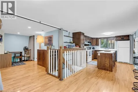 1356 Oak Lane Mississauga ON L5H 2X7