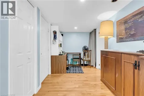 1356 Oak Lane Mississauga ON L5H 2X7