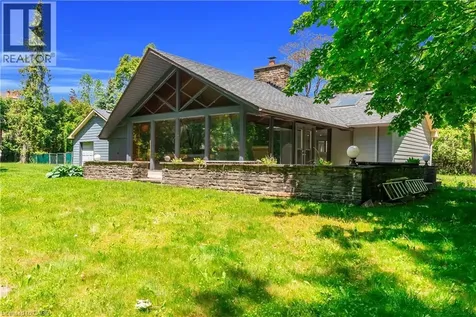 1356 Oak Lane Mississauga ON L5H 2X7