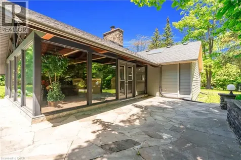 1356 Oak Lane Mississauga ON L5H 2X7