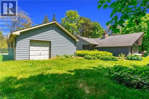 1356 Oak Lane Mississauga ON L5H 2X7