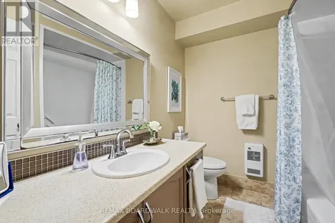 5 Briston Private Ottawa ON K1G 5P6