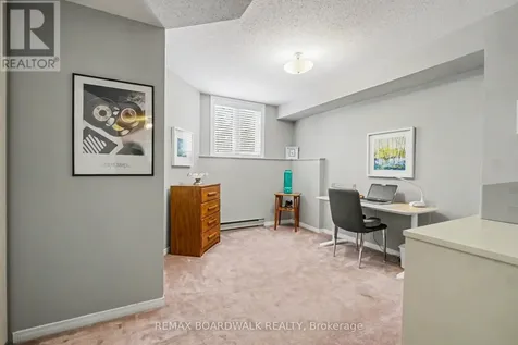 5 Briston Private Ottawa ON K1G 5P6