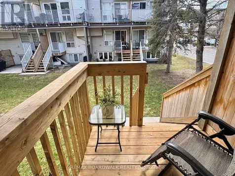 5 Briston Private Ottawa ON K1G 5P6