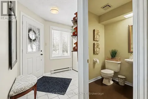 5 Briston Private Ottawa ON K1G 5P6