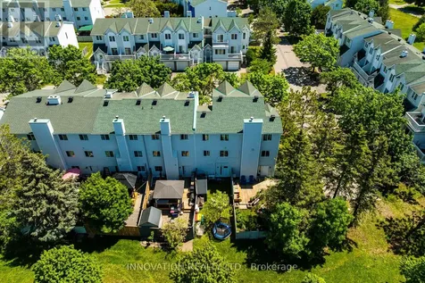 122 Castlegreen Private Ottawa ON K1T 3N2
