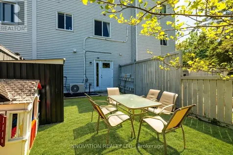 122 Castlegreen Private Ottawa ON K1T 3N2