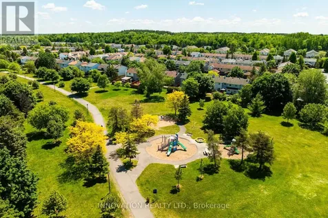 122 Castlegreen Private Ottawa ON K1T 3N2