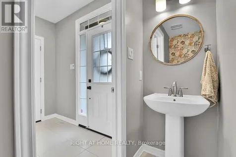 359 Willow Aster Circle Ottawa ON K4A 1C8
