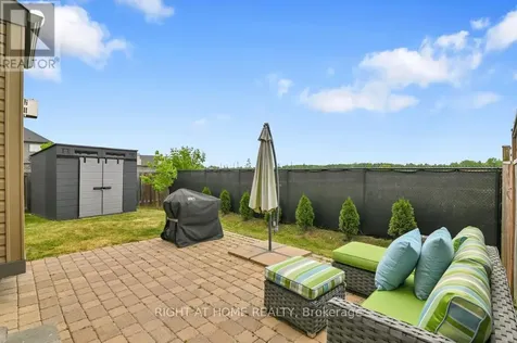 359 Willow Aster Circle Ottawa ON K4A 1C8