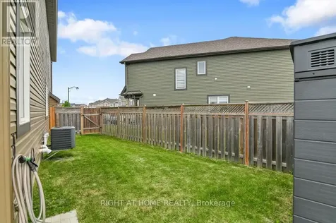 359 Willow Aster Circle Ottawa ON K4A 1C8