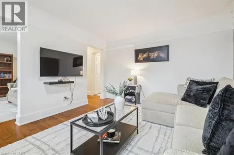 21 Mountwood Avenue Hamilton ON L8N 2G8
