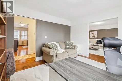 21 Mountwood Avenue Hamilton ON L8N 2G8