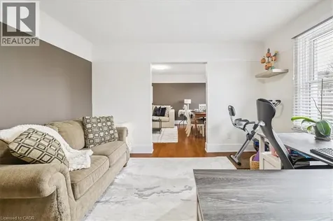 21 Mountwood Avenue Hamilton ON L8N 2G8