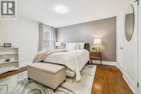 21 Mountwood Avenue Hamilton ON L8N 2G8