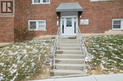 21 Mountwood Avenue Hamilton ON L8N 2G8