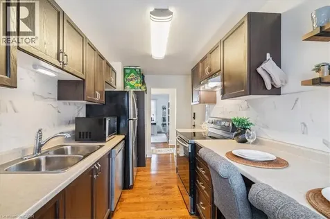 21 Mountwood Avenue Hamilton ON L8N 2G8