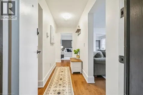 21 Mountwood Avenue Hamilton ON L8N 2G8