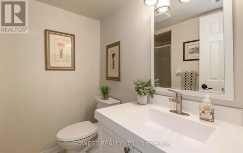 32 Valleymede Court Collingwood ON L9Y 5E4