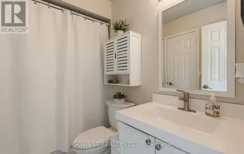 32 Valleymede Court Collingwood ON L9Y 5E4