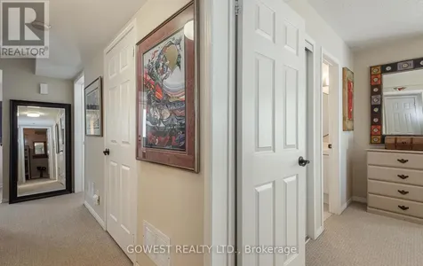 32 Valleymede Court Collingwood ON L9Y 5E4