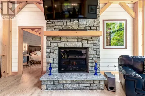 14 Carling Cove Drive Carling ON P0G 1G0