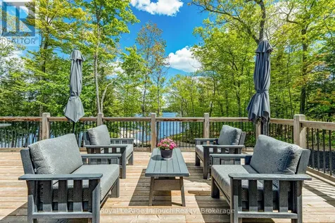14 Carling Cove Drive Carling ON P0G 1G0