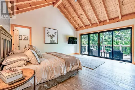 14 Carling Cove Drive Carling ON P0G 1G0