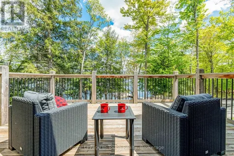 14 Carling Cove Drive Carling ON P0G 1G0