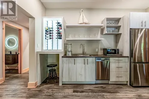 14 Carling Cove Drive Carling ON P0G 1G0