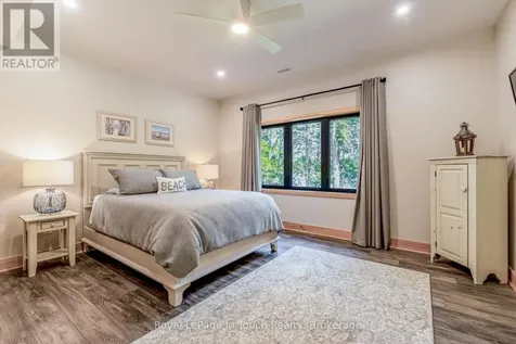 14 Carling Cove Drive Carling ON P0G 1G0