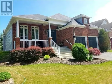 1 Masters Lane Wasaga Beach ON L9Z 1S9