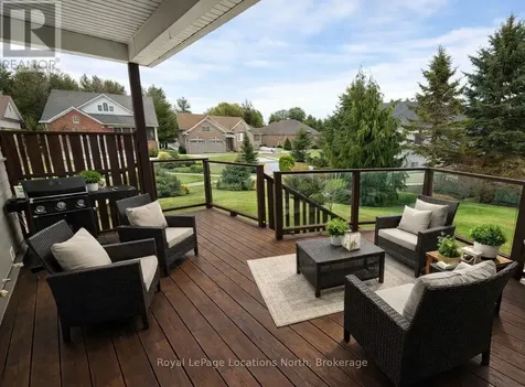 1 Masters Lane Wasaga Beach ON L9Z 1S9