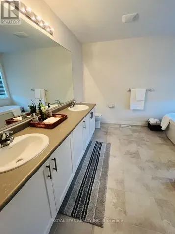 7 Federica Crescent Wasaga Beach ON L9Z 0N5