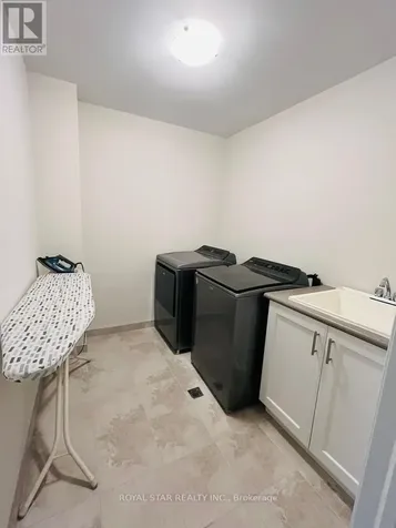 7 Federica Crescent Wasaga Beach ON L9Z 0N5