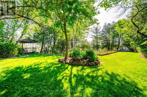 5720 Lakeshore Road Whitchurch-stouffville ON L4A 2Z4