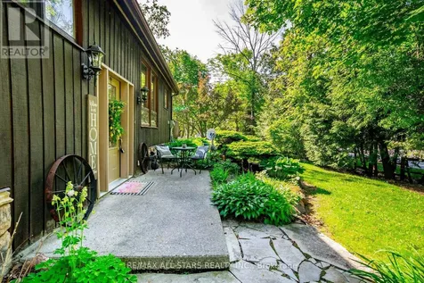 5720 Lakeshore Road Whitchurch-stouffville ON L4A 2Z4