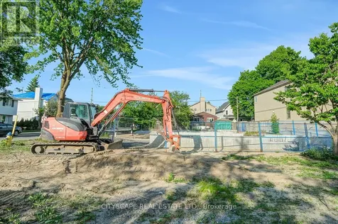 551 Edison Avenue Ottawa ON K2A 1V5