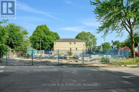 551 Edison Avenue Ottawa ON K2A 1V5