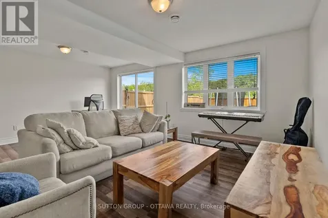 84 Nathalie Street Clarence-rockland ON K4K 0J3