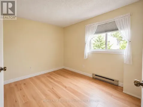 158 Escarpment Crescent Collingwood ON L9Y 5B4