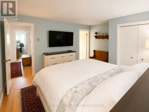 158 Escarpment Crescent Collingwood ON L9Y 5B4