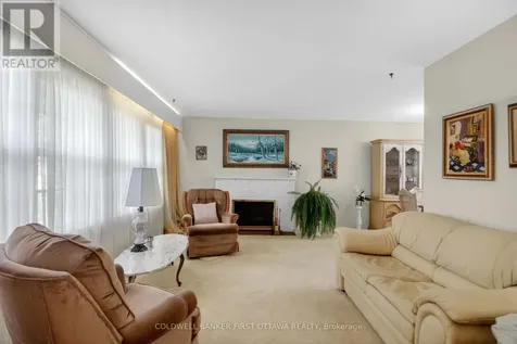 1533 Mimosa Avenue Ottawa ON K1G 0W2