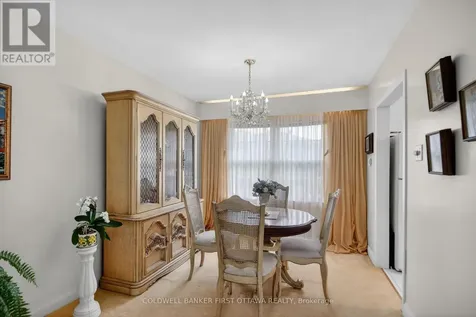 1533 Mimosa Avenue Ottawa ON K1G 0W2