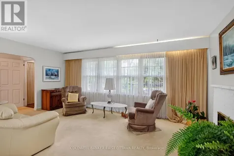 1533 Mimosa Avenue Ottawa ON K1G 0W2